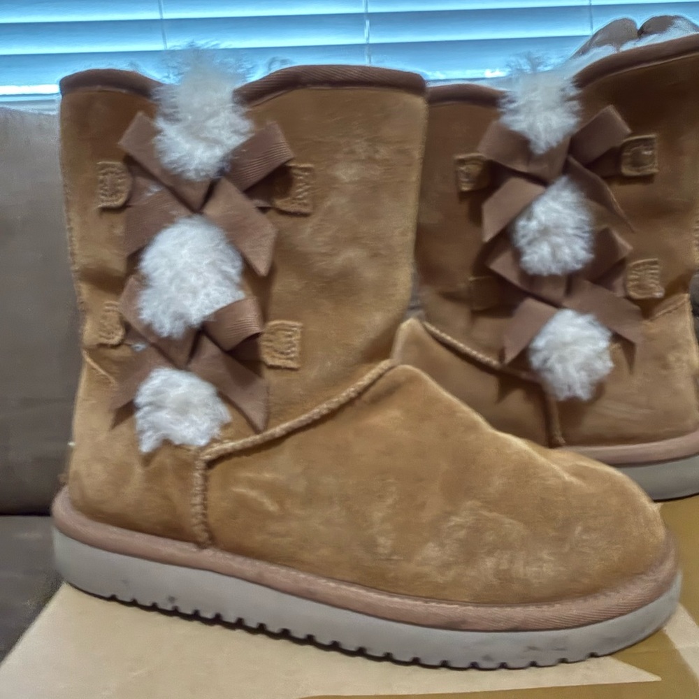 Koolaburra Chestnut Suede Boots with Bow Accents